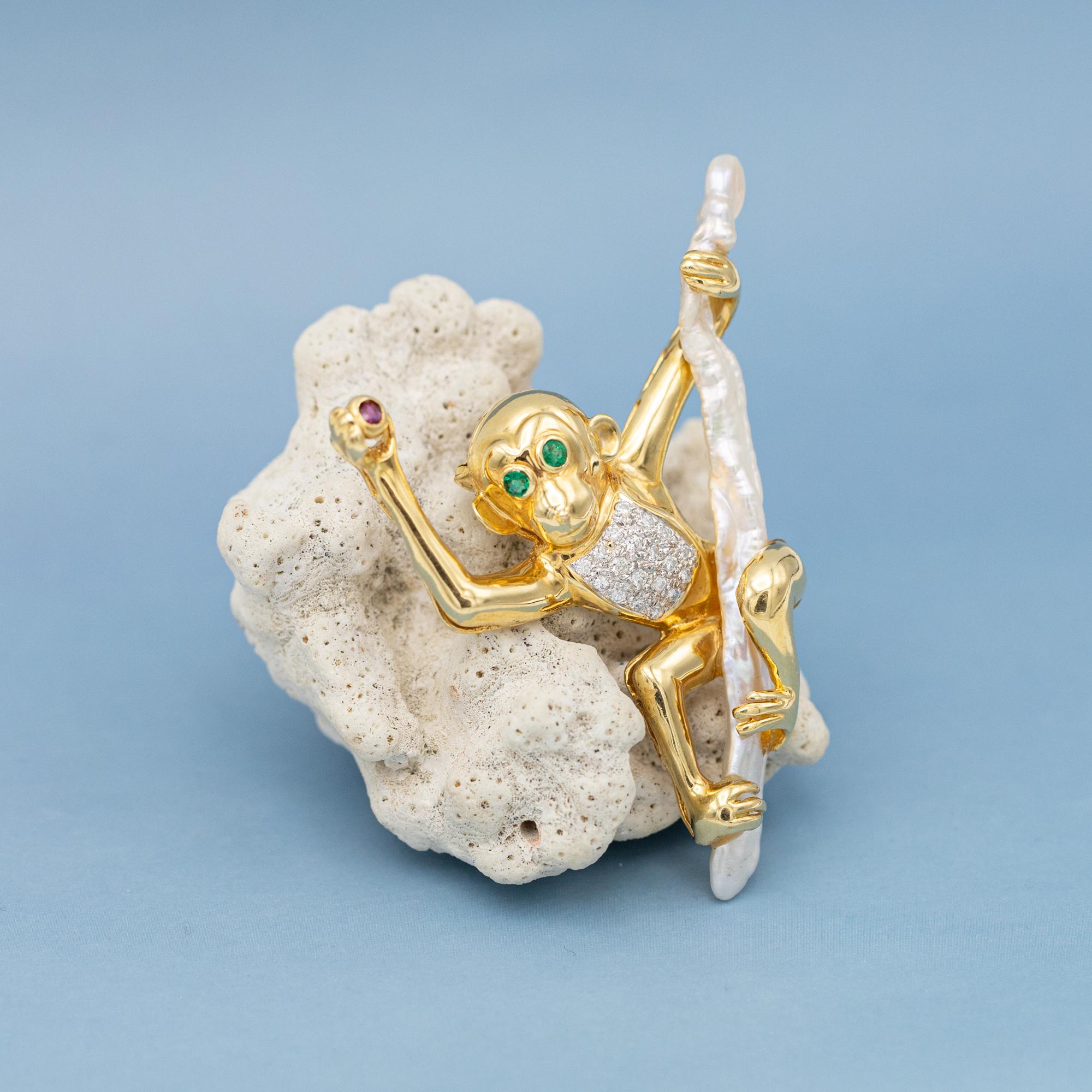 Women's or Men's 18 karat Monkey Brooch - solid yellow gold animal - Gem, pearl and diamond set
