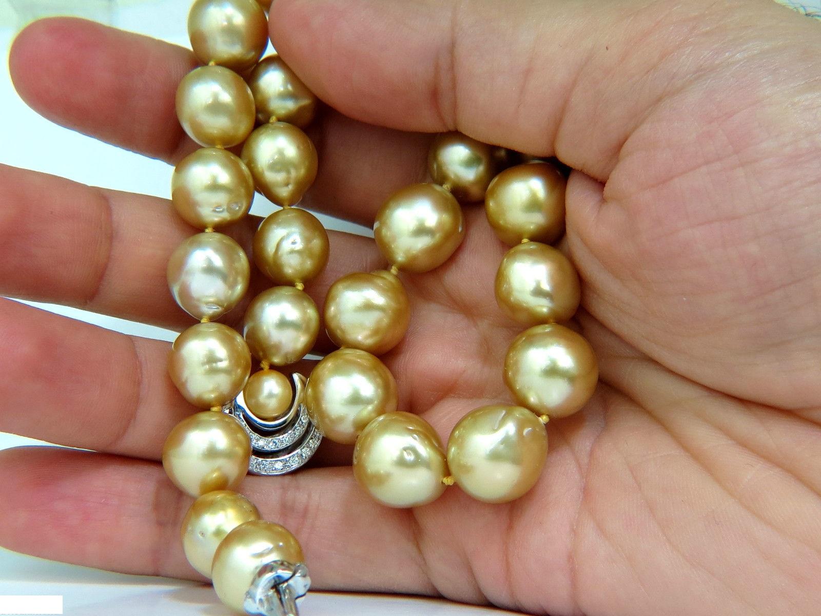 18 Karat Natural South Sea Yellow Pearls Necklace .50 Carat Diamond Clasp In New Condition In New York, NY