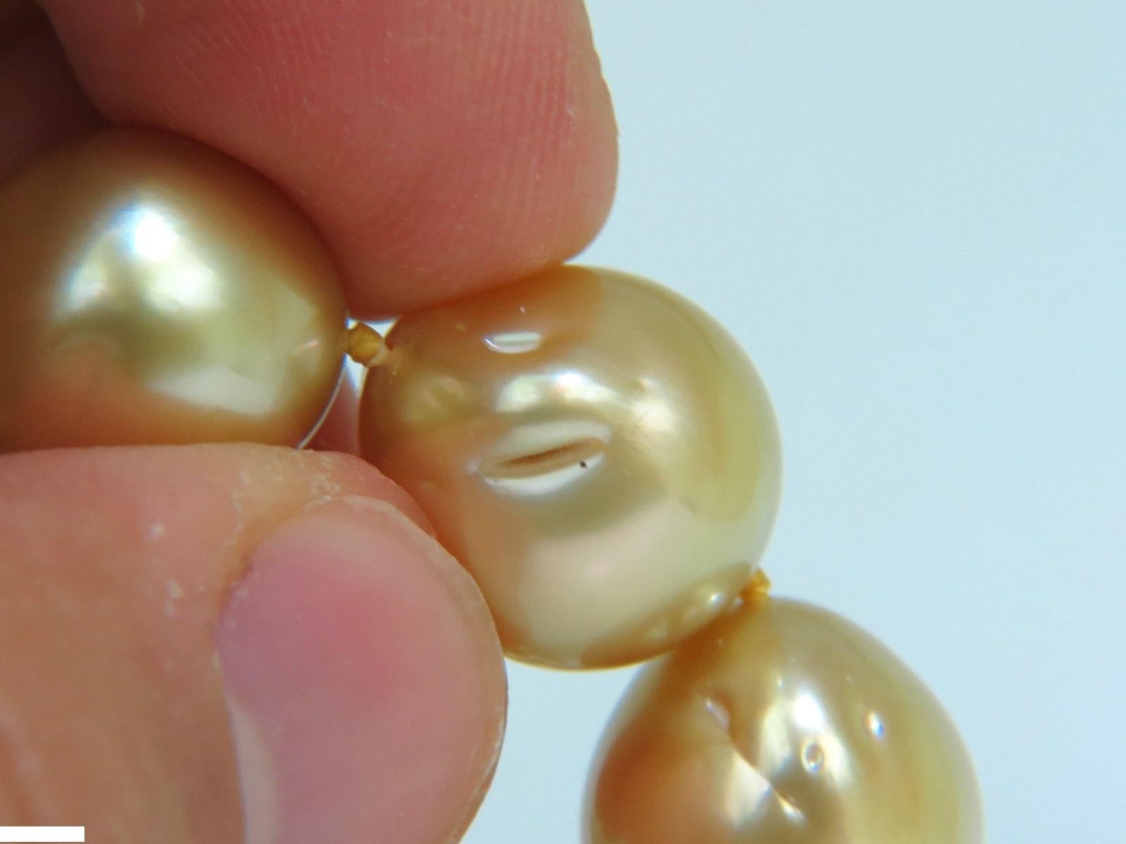 18 Karat Natural South Sea Yellow Pearls Necklace .50 Carat Diamond Clasp 2