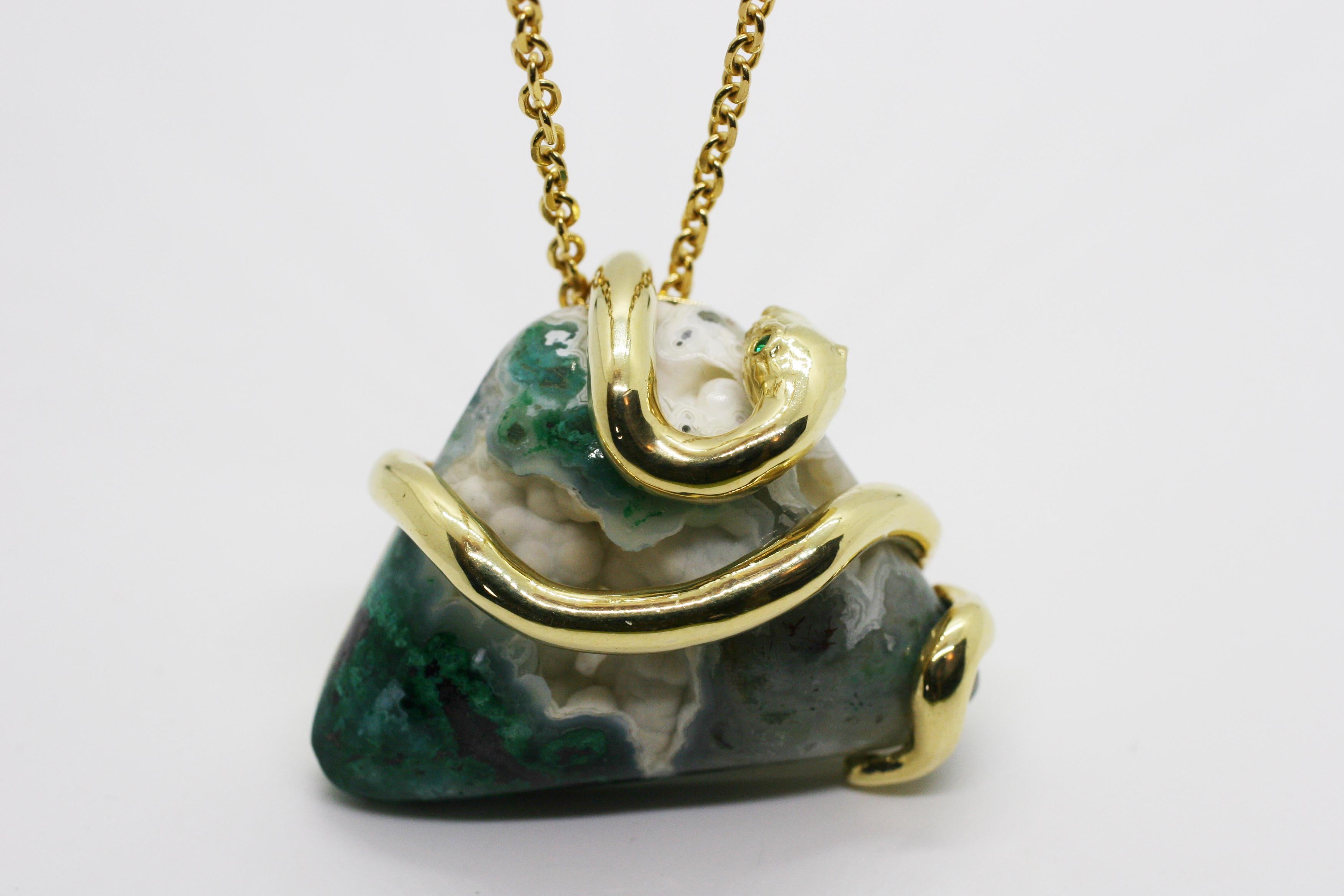  18 Karat One of A Kind LargeAustralian Chrysocolla Snake Pendant Chain Necklace For Sale 2