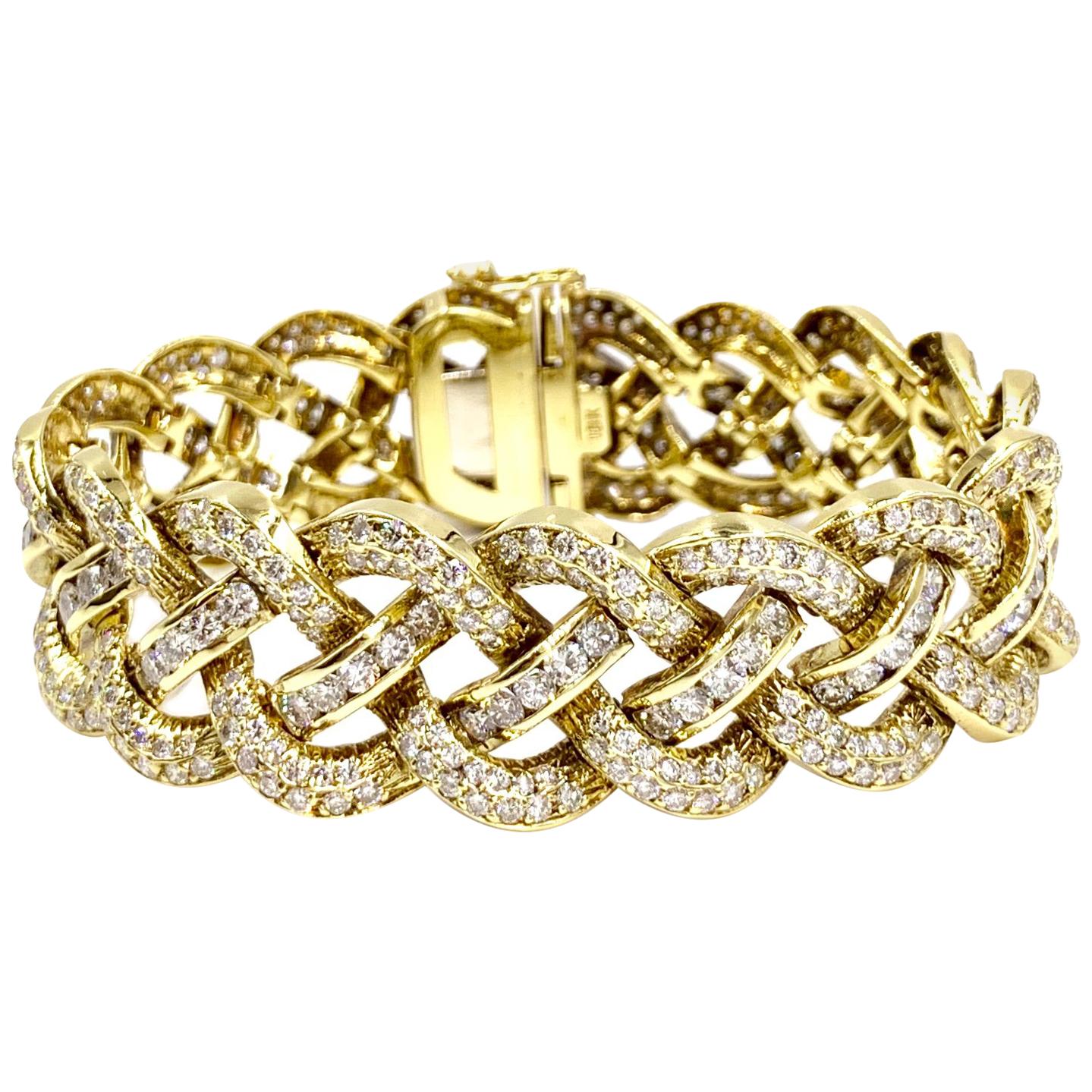 18 Karat Open Braided Diamond Bracelet 12.60 Carat Total Weight For Sale