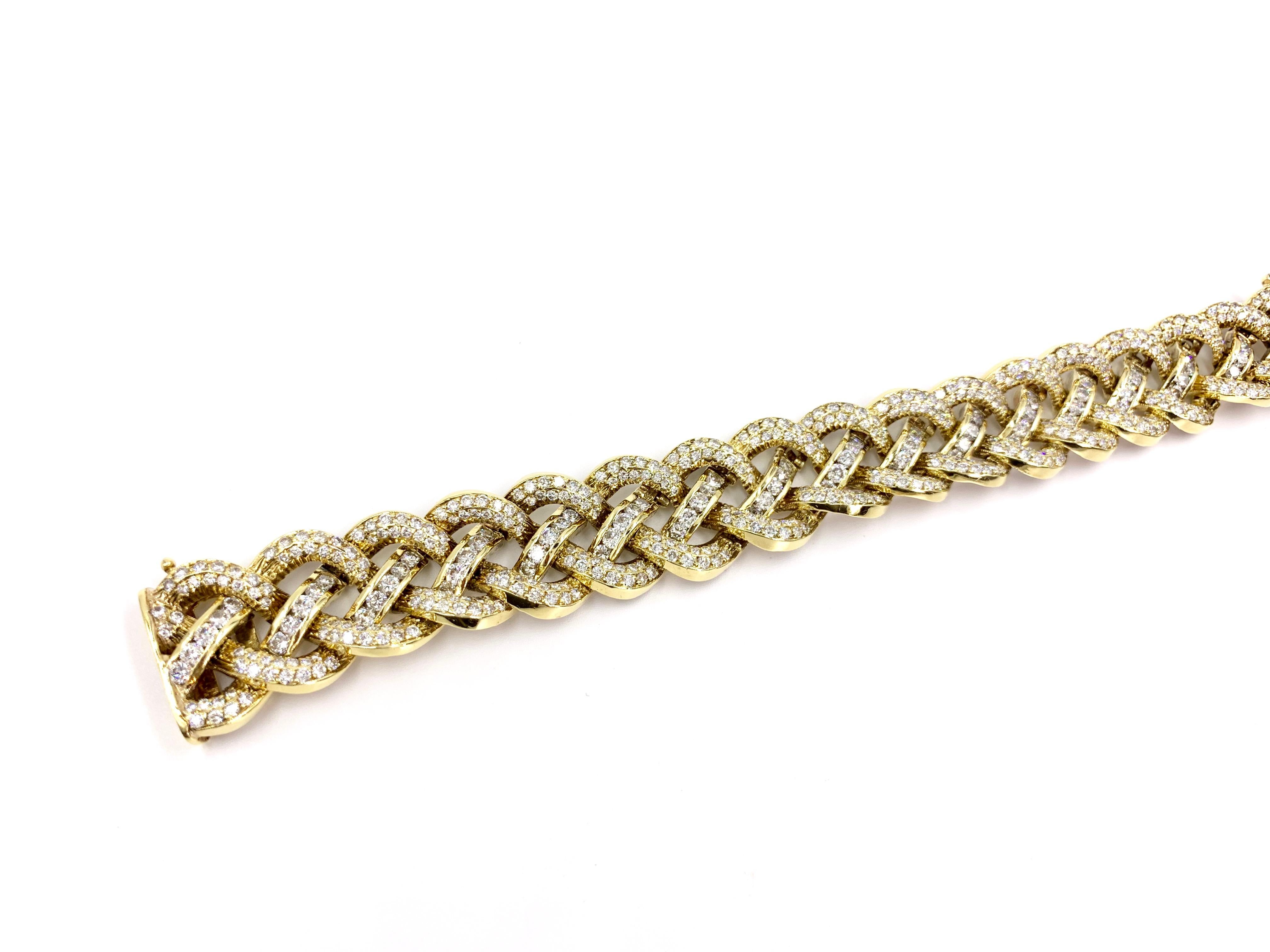 18 Karat Open Braided Diamond Bracelet 12.60 Carat Total Weight In Excellent Condition For Sale In Pikesville, MD