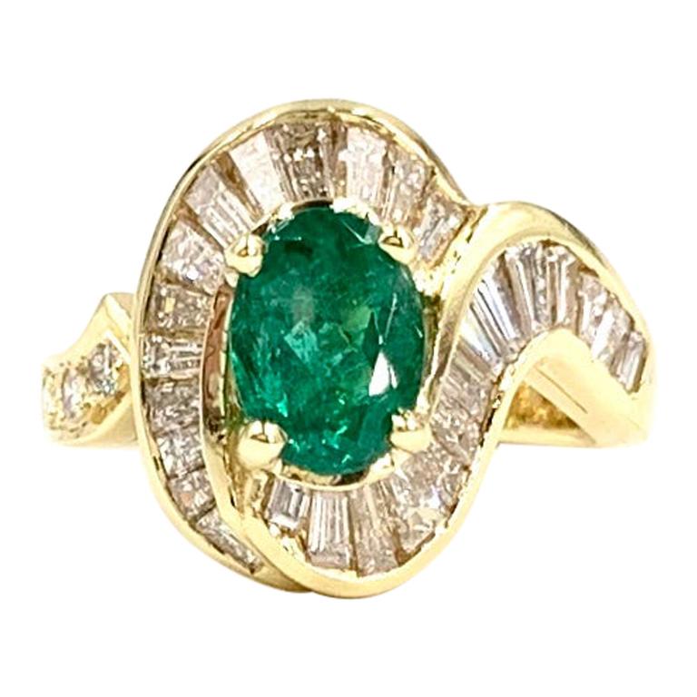 18 Karat Oval 1.22 Carat Emerald and Diamond Ring For Sale