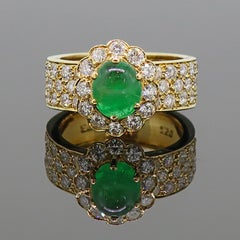 18 Karat Oval Cabochon Emerald & Diamond Cluster Ring Yellow Gold