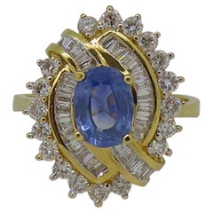 Vintage 18 Karat Oval Sapphire & Diamond Cocktail Cluster Ring Yellow Gold