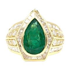 Vintage 18 Karat Pear Shaped 3.24 Carat Emerald and Diamond Cocktail Ring