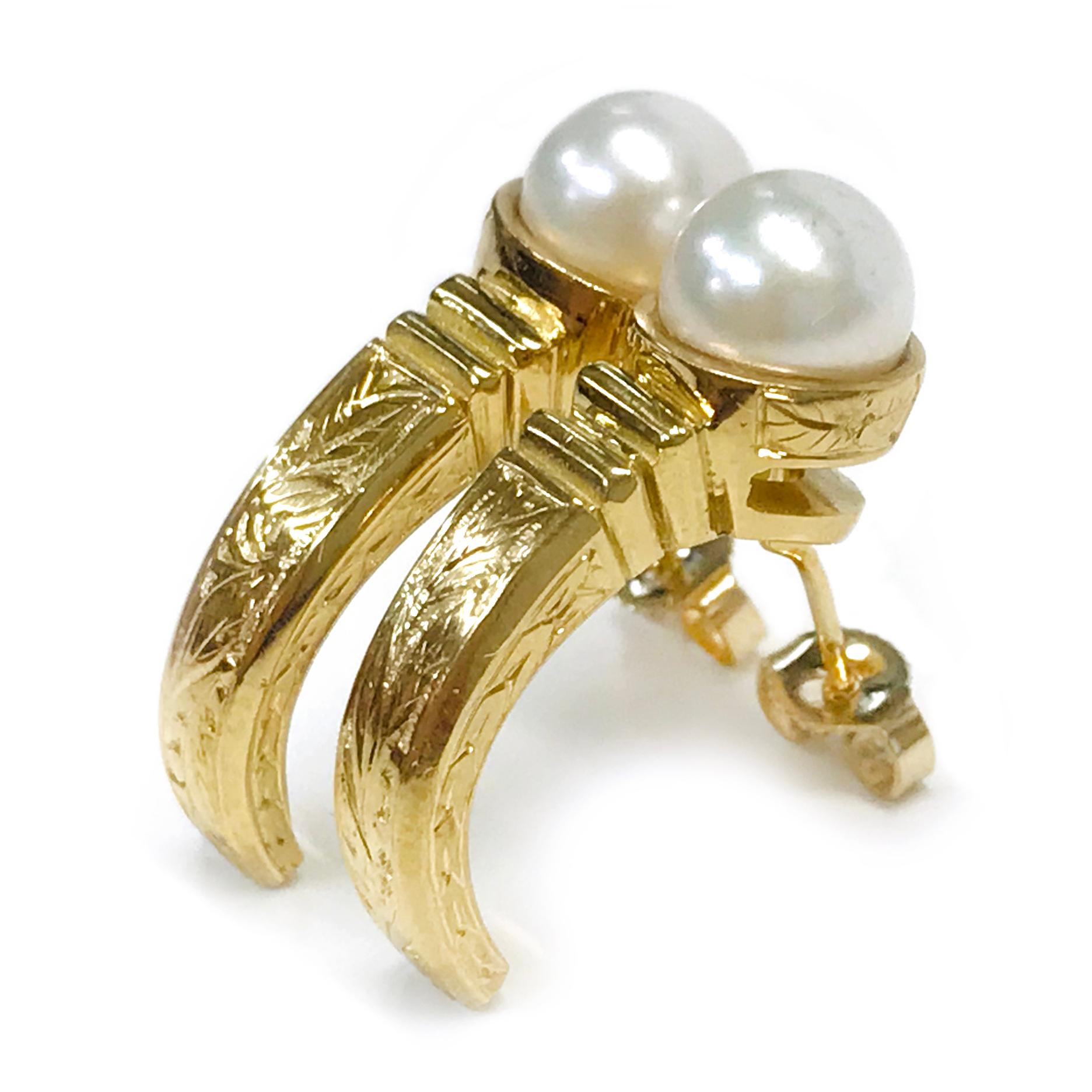 18 Karat Halbhoop-Ohrringe mit Perlen (Ungeschliffen) im Angebot