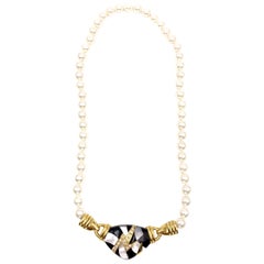 Retro 18 Karat Pearl Necklace with Diamond and Inlaid Stone Center