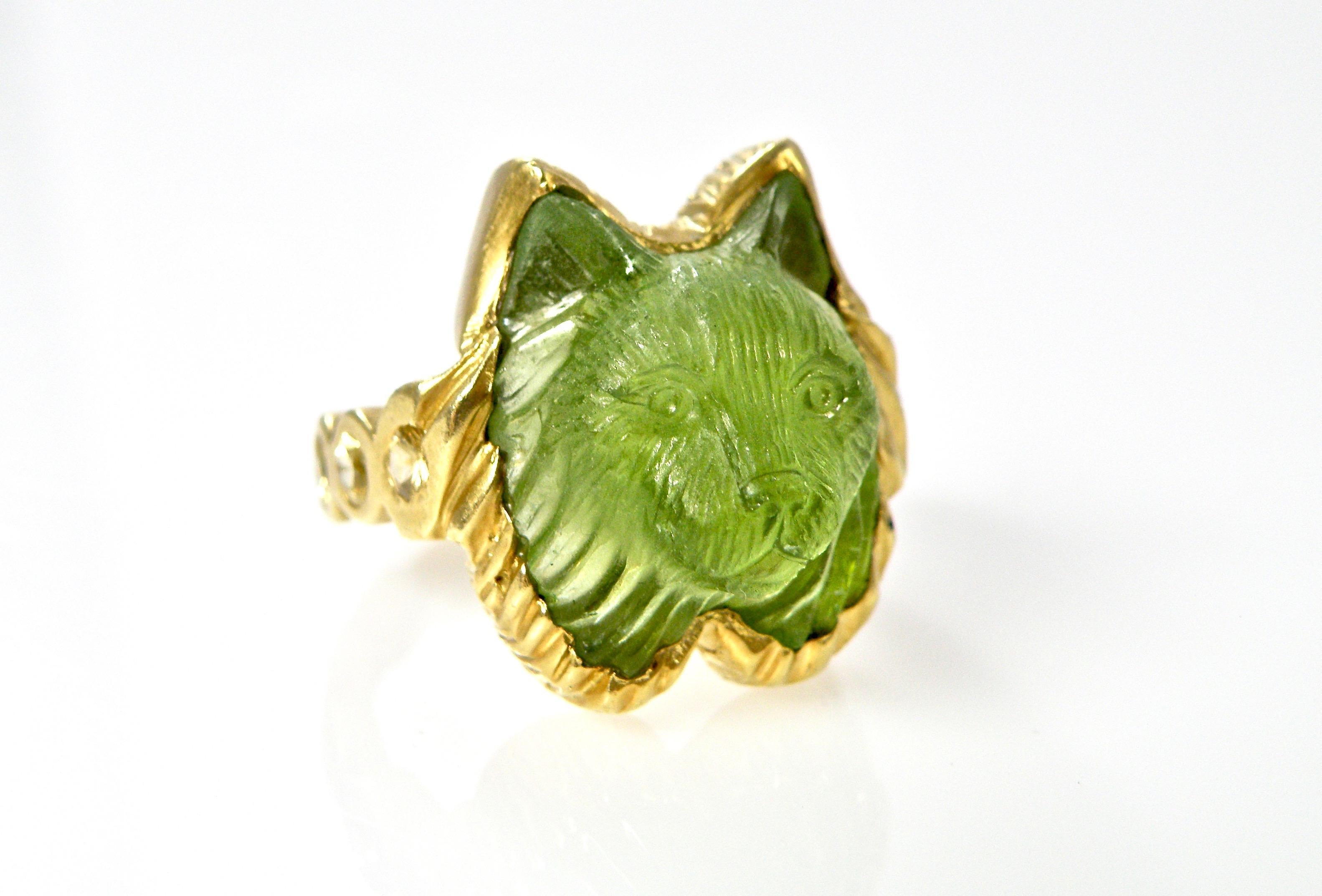 18 Karat Peridot Lynx and Sapphire Ring In New Condition In Cohasset, MA