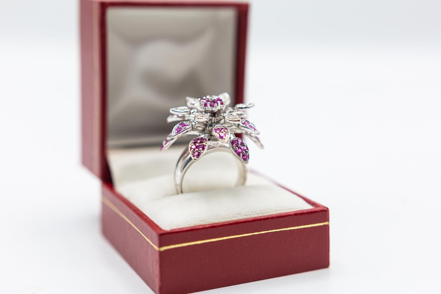 18 Karat Pink Sapphire and Diamond Mobile Flower Ring/Spinner Effy Flower Ring For Sale 4