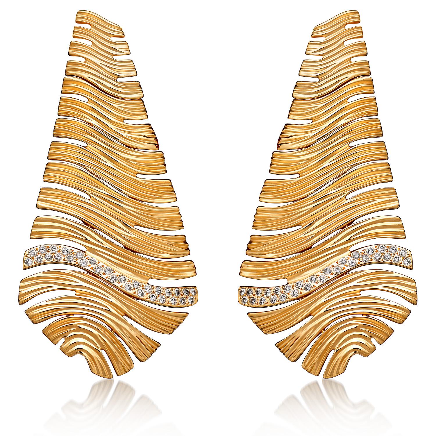 18 Karat Plissee-Ohrring aus Roségold mit Vs-Gh-Diamanten (Zeitgenössisch) im Angebot