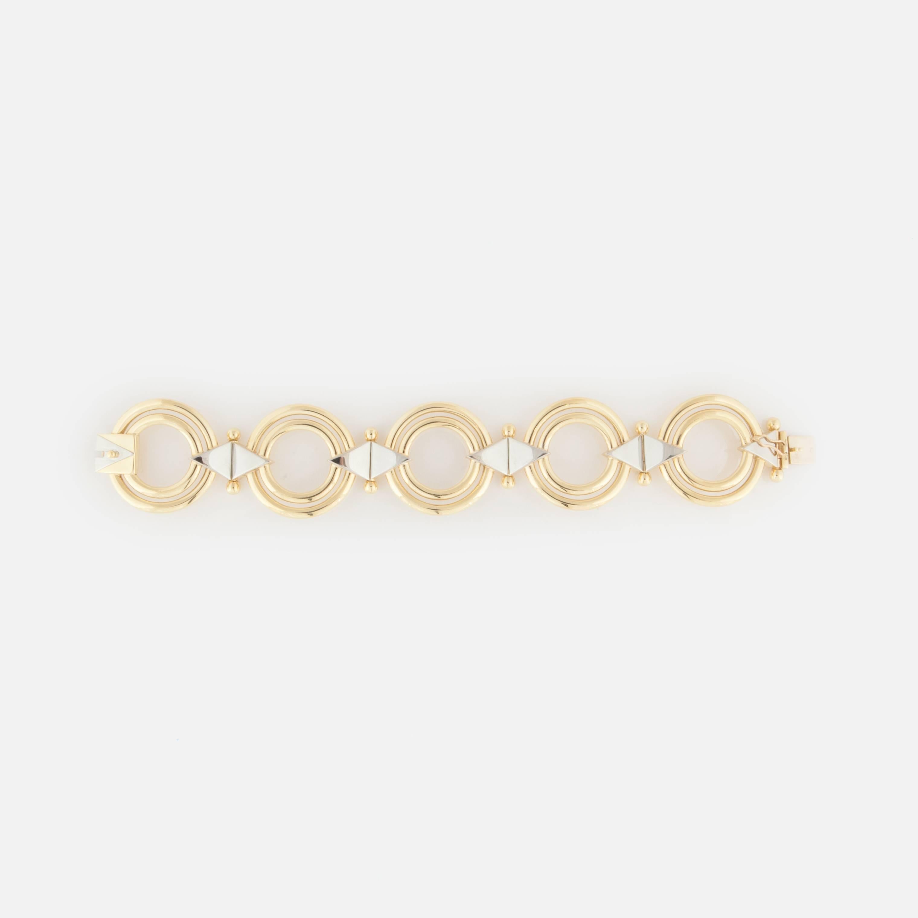 Retro 18K Two-Tone Gold Bracelet In Good Condition For Sale In Houston, TX