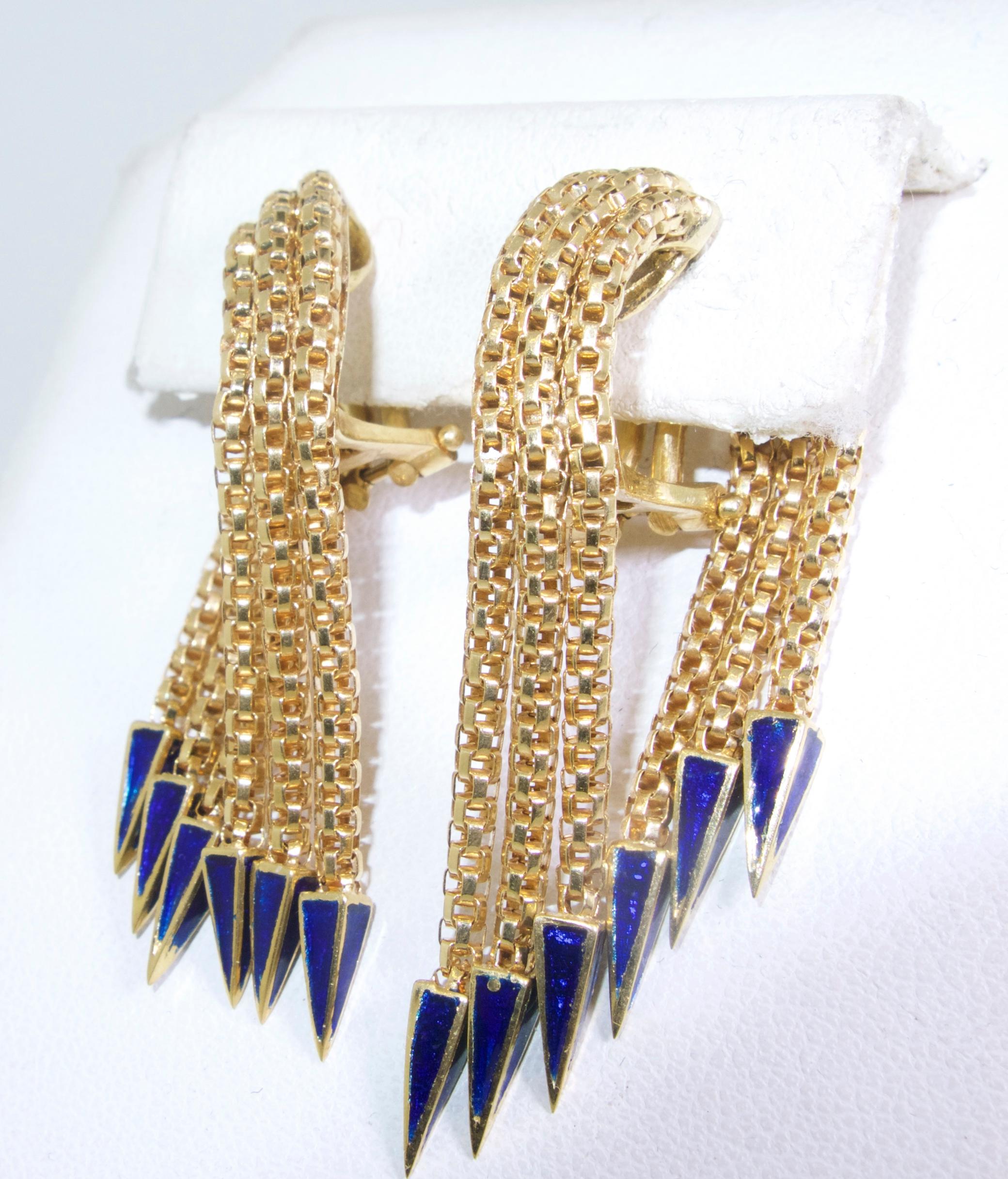 18 Karat Retro Dangling Earrings with Enamel, circa 1950 4