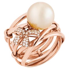 18 Karat Romance Pink Gold Ring with Vs Gh Diamonds and White Pearl