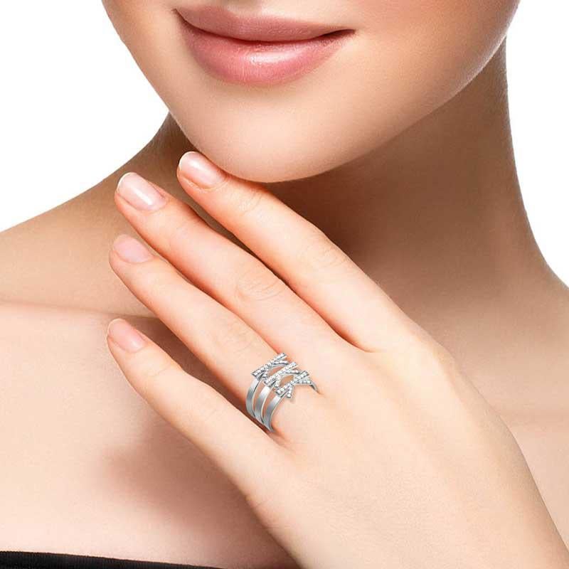 For Sale:  18 Karat Romance White Gold Ring With Vs-Gh Diamonds 4