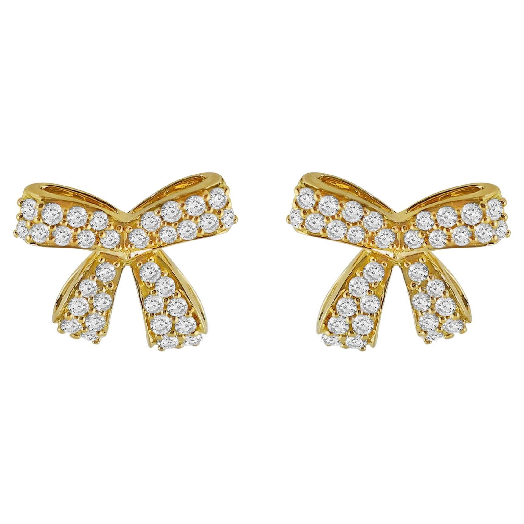 18 Karat Romance Yellow Gold Earring with Vs Gh Diamonds For Sale