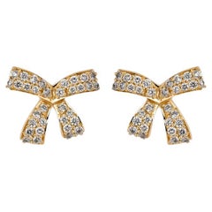 18 Karat Romance Yellow Gold Earring With Vs-Gh Diamonds