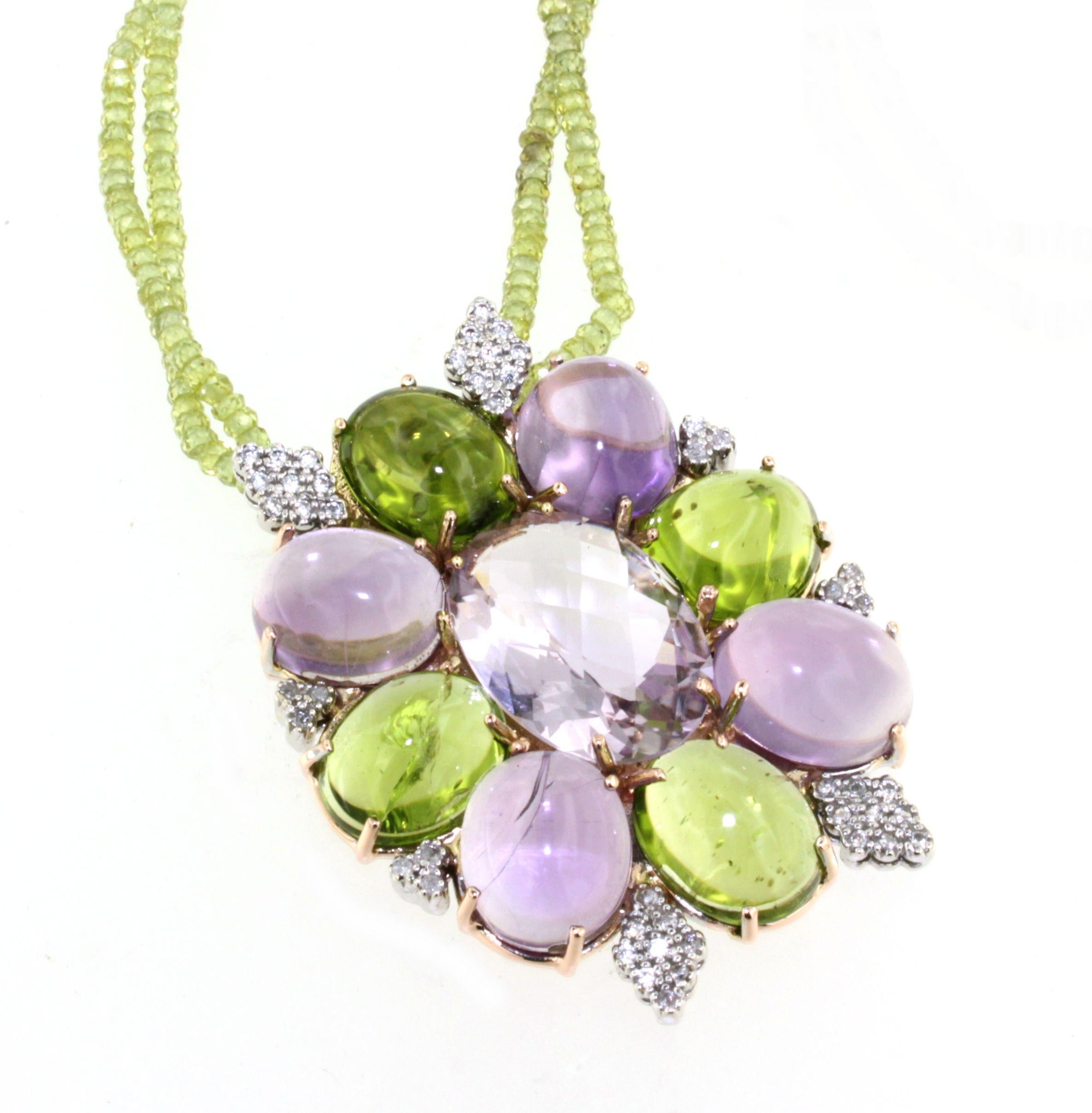 Colgante de oro rosa y blanco de 18 quilates con amatistas, peridotos y diamantes blancos en Nuevo estado para la venta en GALLARATE, IT