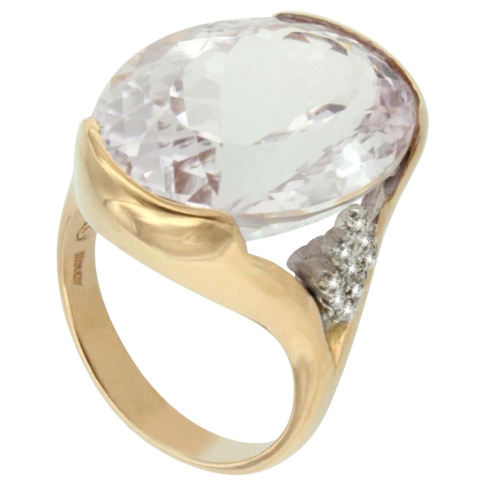 18 Karat Rose and White Gold with Kunzite and White Diamond Modern Ring For Sale