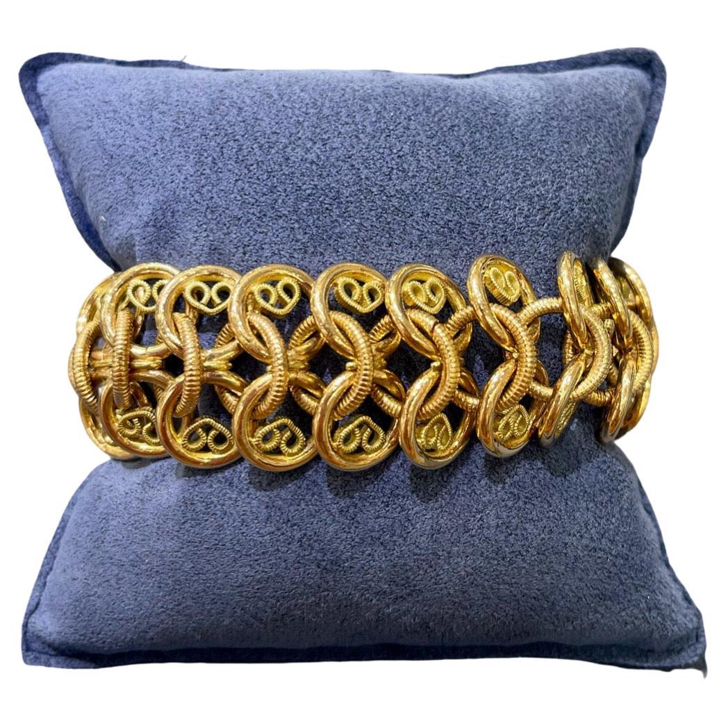 Bracelet lourd orné d'or rose et jaune 18 carats, complexe Excellent état - En vente à Miami, FL