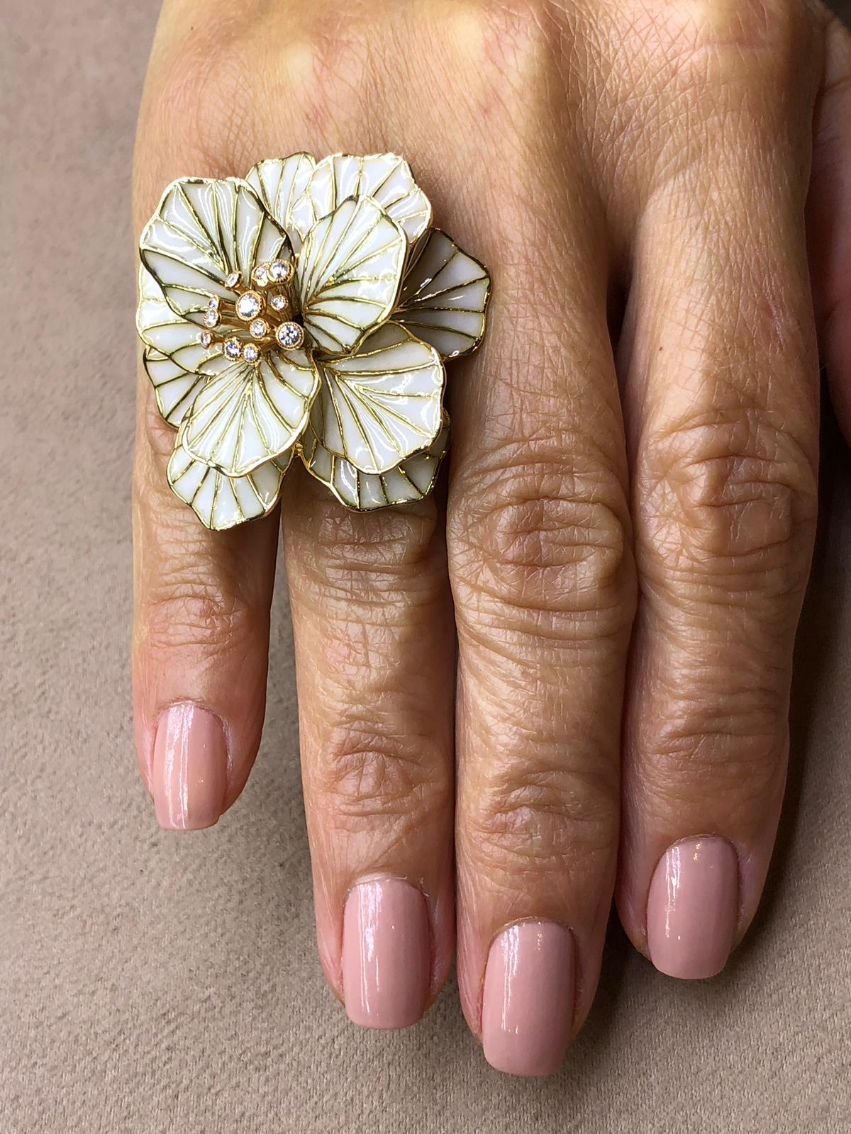 18k Rose Gold Diamond and Enamel Flower Ring
Size :14