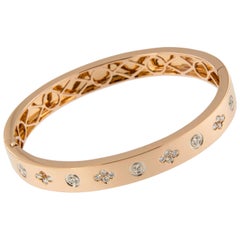 18 Karat Rose Gold 0.75 Carat VS, F-G Diamond Clover Bangle Bracelet