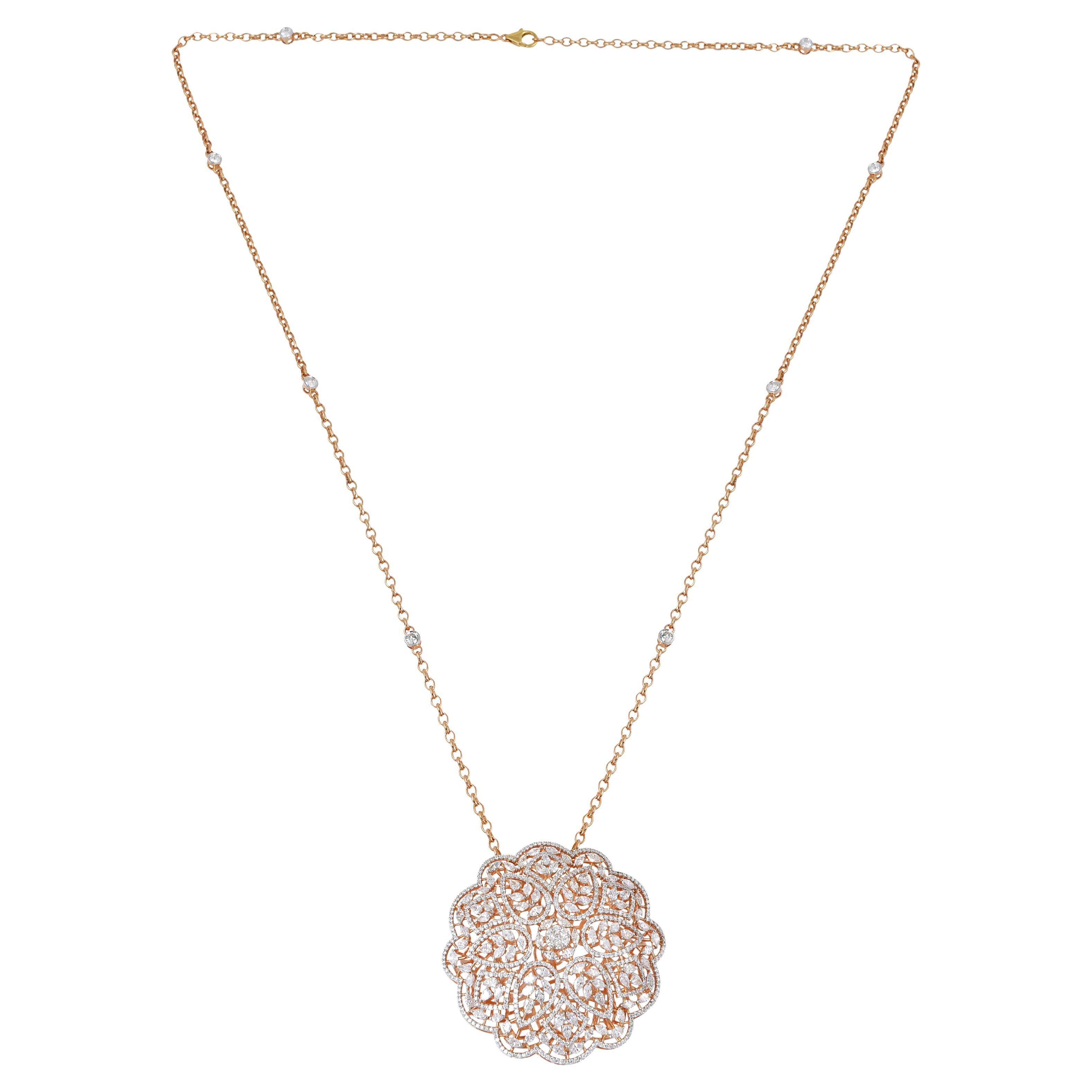 Modern 18 Karat Rose Gold 12.25 Carat SI/HI Diamond Flower Pendant Necklace Jewelry For Sale