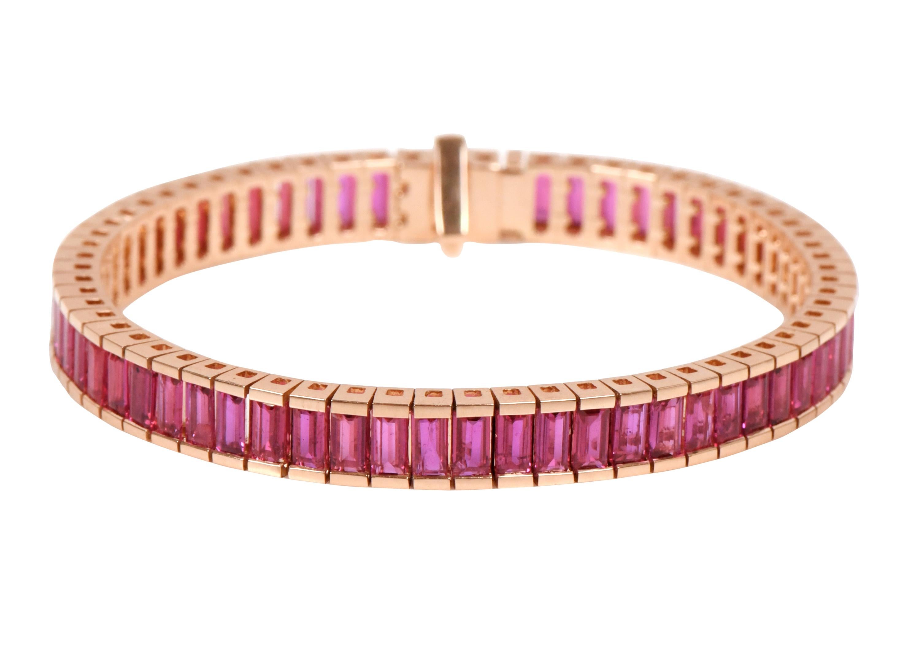 Moderne Bracelet tennis en or rose 18 carats avec rubis naturel de 13,82 carats en vente