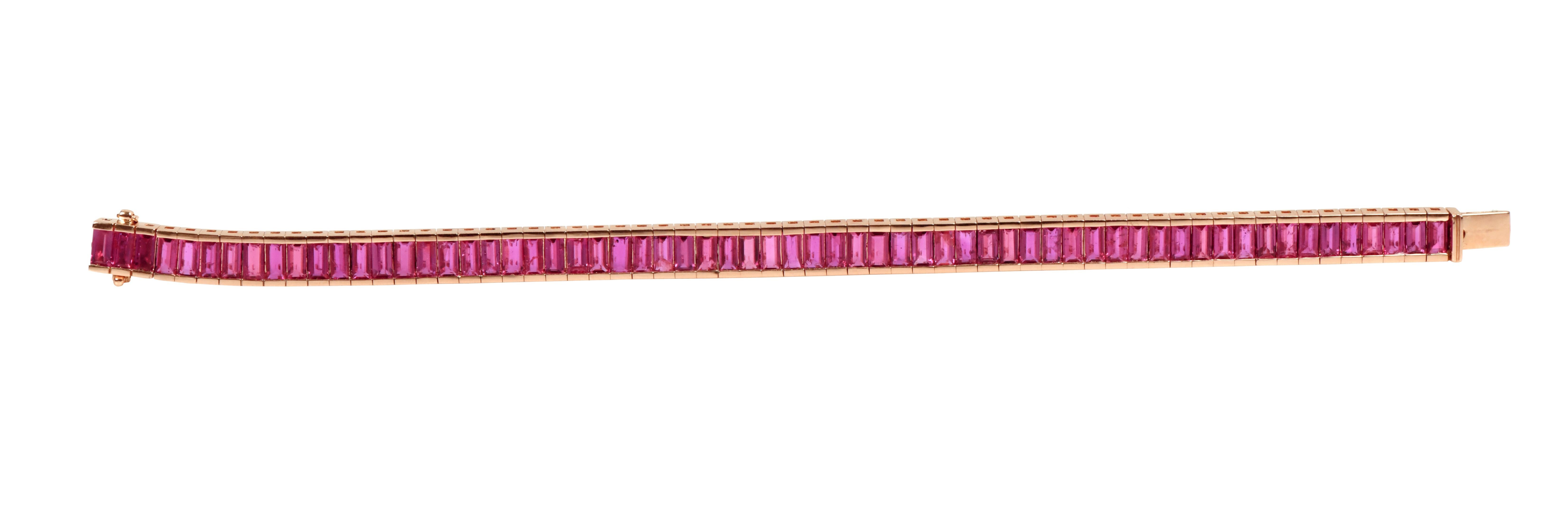 18 Karat Rose Gold 13.82 Carat Natural No-Heat Ruby Tennis Bracelet In New Condition For Sale In Jaipur, IN