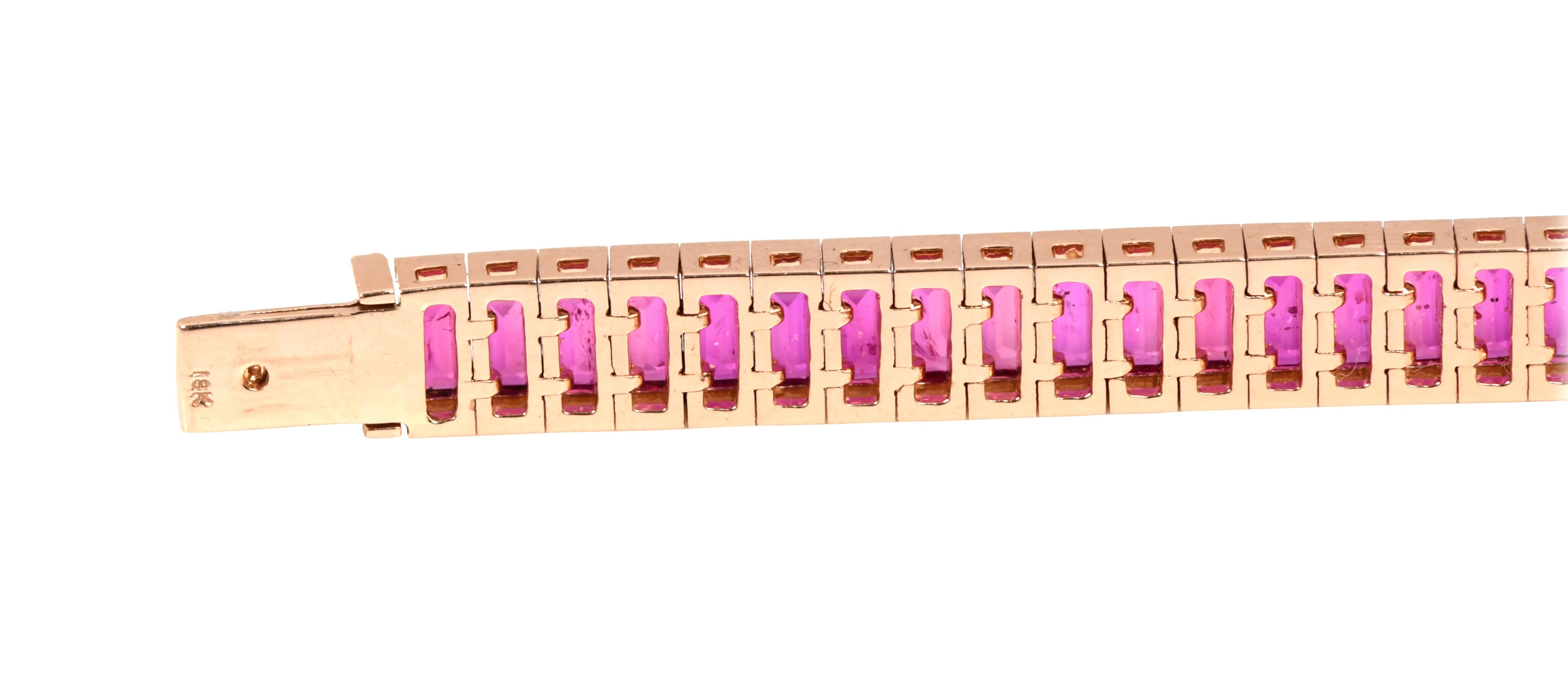 Bracelet tennis en or rose 18 carats avec rubis naturel de 13,82 carats en vente 2