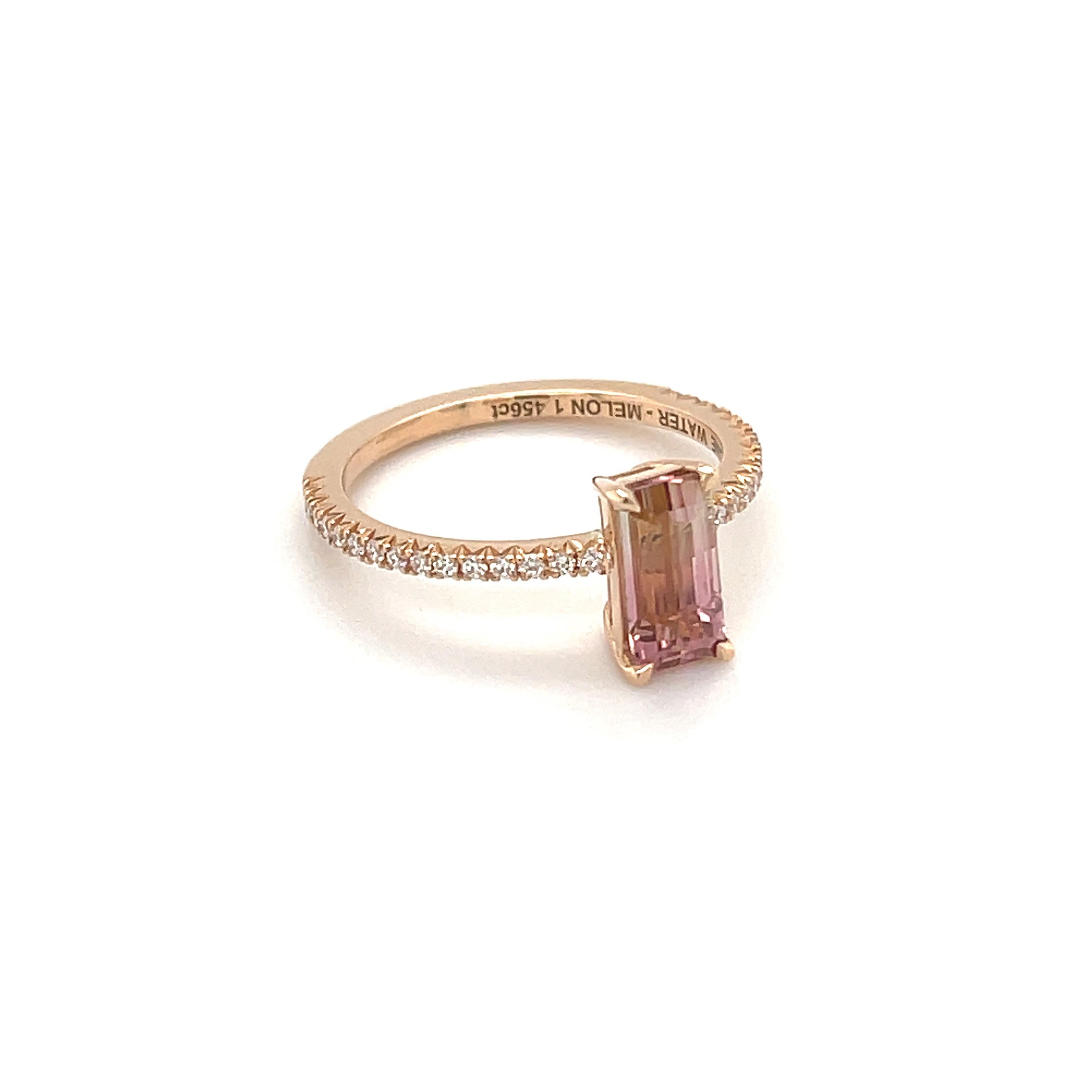 18 Karat Rose Gold 1.46 Carat Watermelon Tourmaline Solitaire Ring by Jochen Leën

Emerald Cut: 8.6 x 4.6 mm
The Watermelon Tourmaline is set with Collection Grade Diamonds weighing 0.27 carat in a fishtail engraving.

This ring is one of Jochen