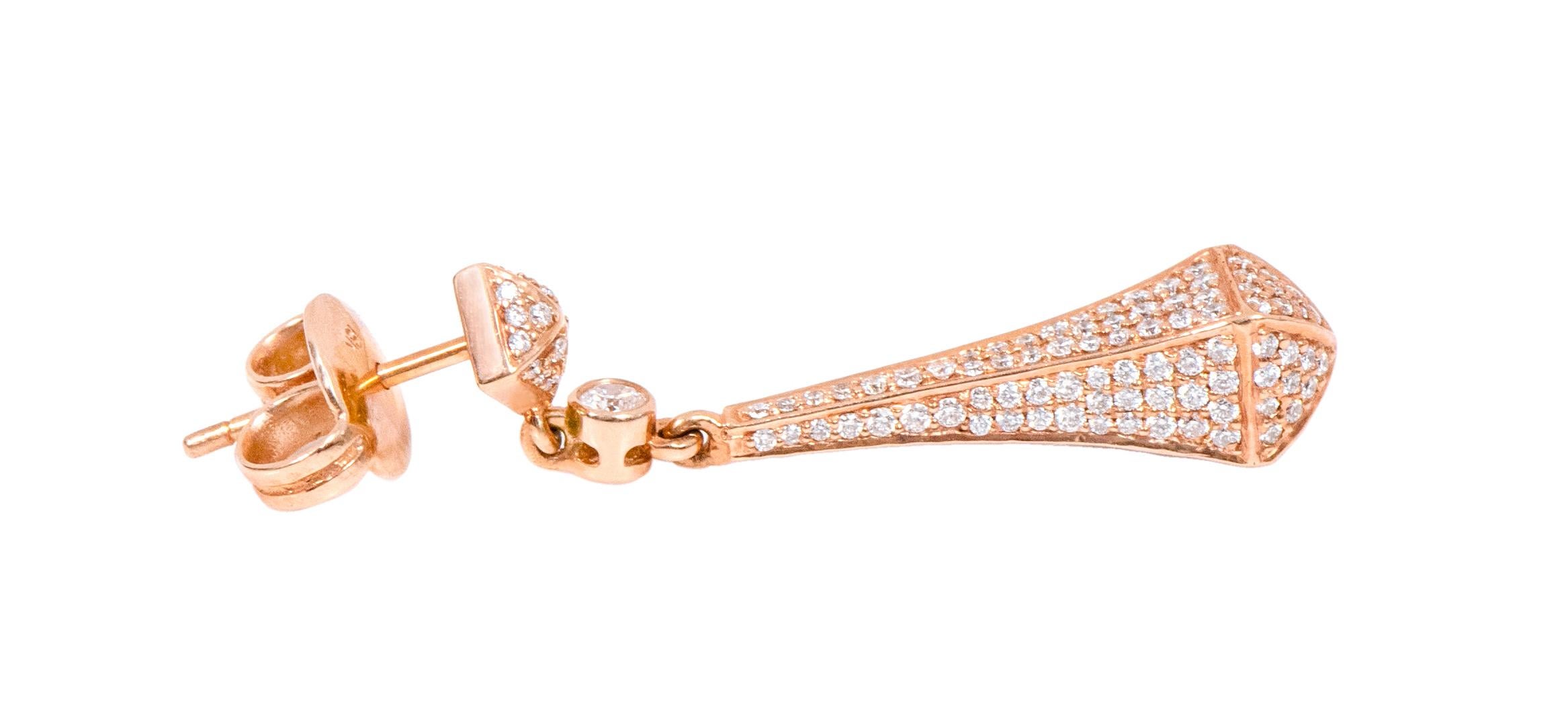 18 Karat Rose Gold 1.73 Carat Diamond Drop Earrings For Sale 1