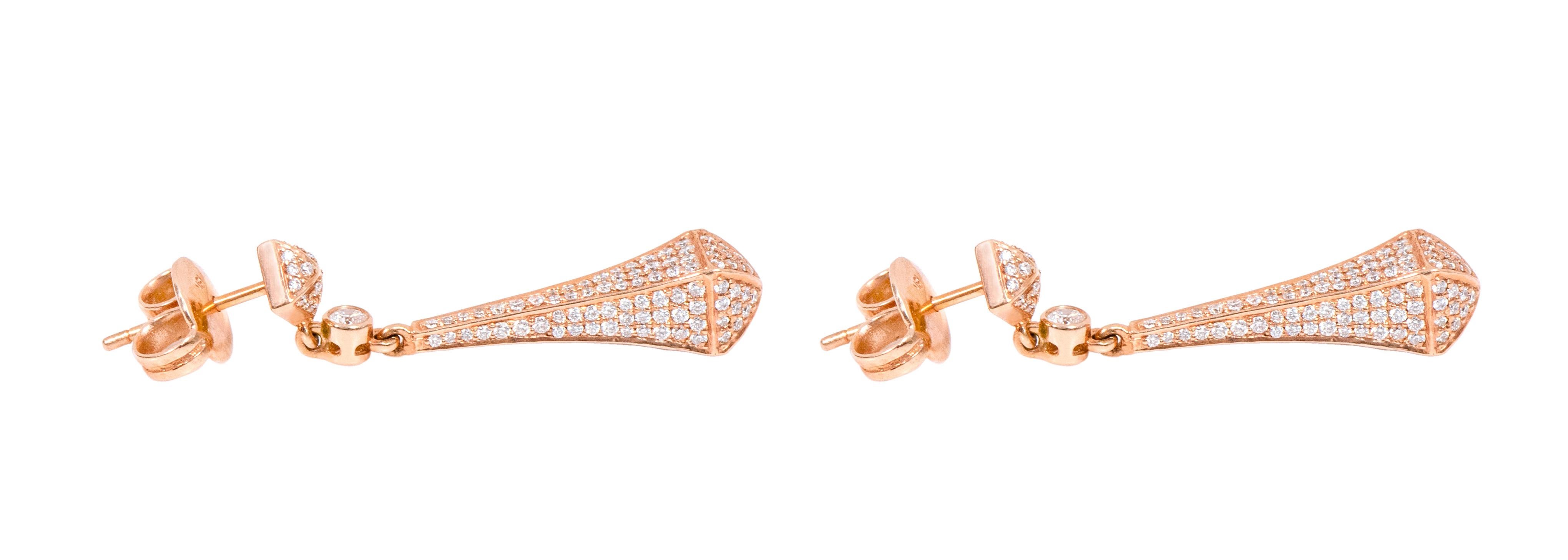 18 Karat Rose Gold 1.73 Carat Diamond Drop Earrings For Sale 2