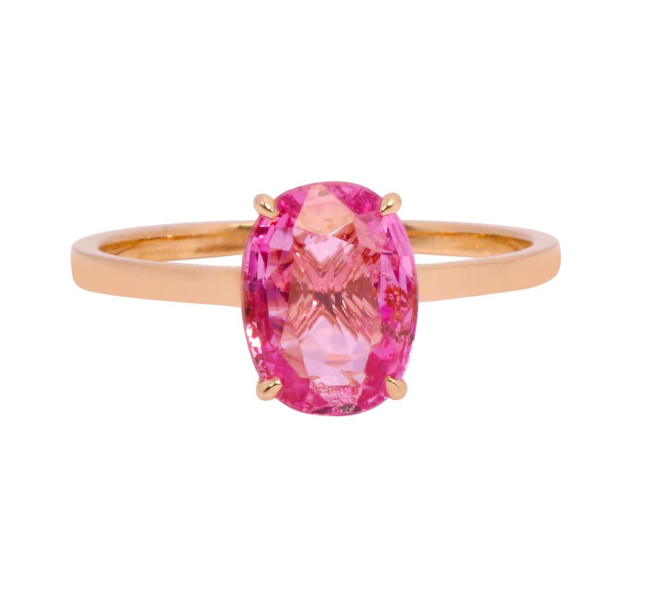 18 Karat Rose Gold 1.96 Carats Pink Sapphire Oval-Cut Ring in Prong Setting In New Condition For Sale In Jaipur, IN