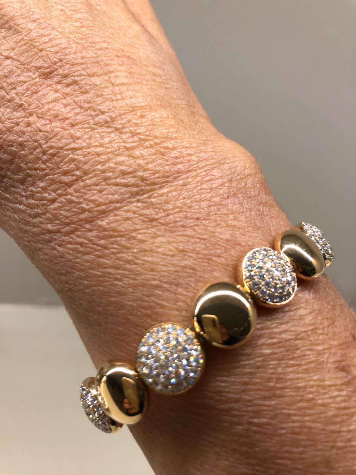 18 Karat Rose Gold 2.50 Carat Diamond Cuff Bracelet In New Condition For Sale In Findikli, Beyoglu