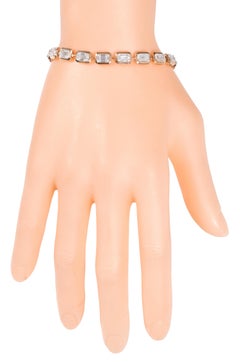 18 Karat Rose Gold 3.04 Carat Diamond Modern Bracelet