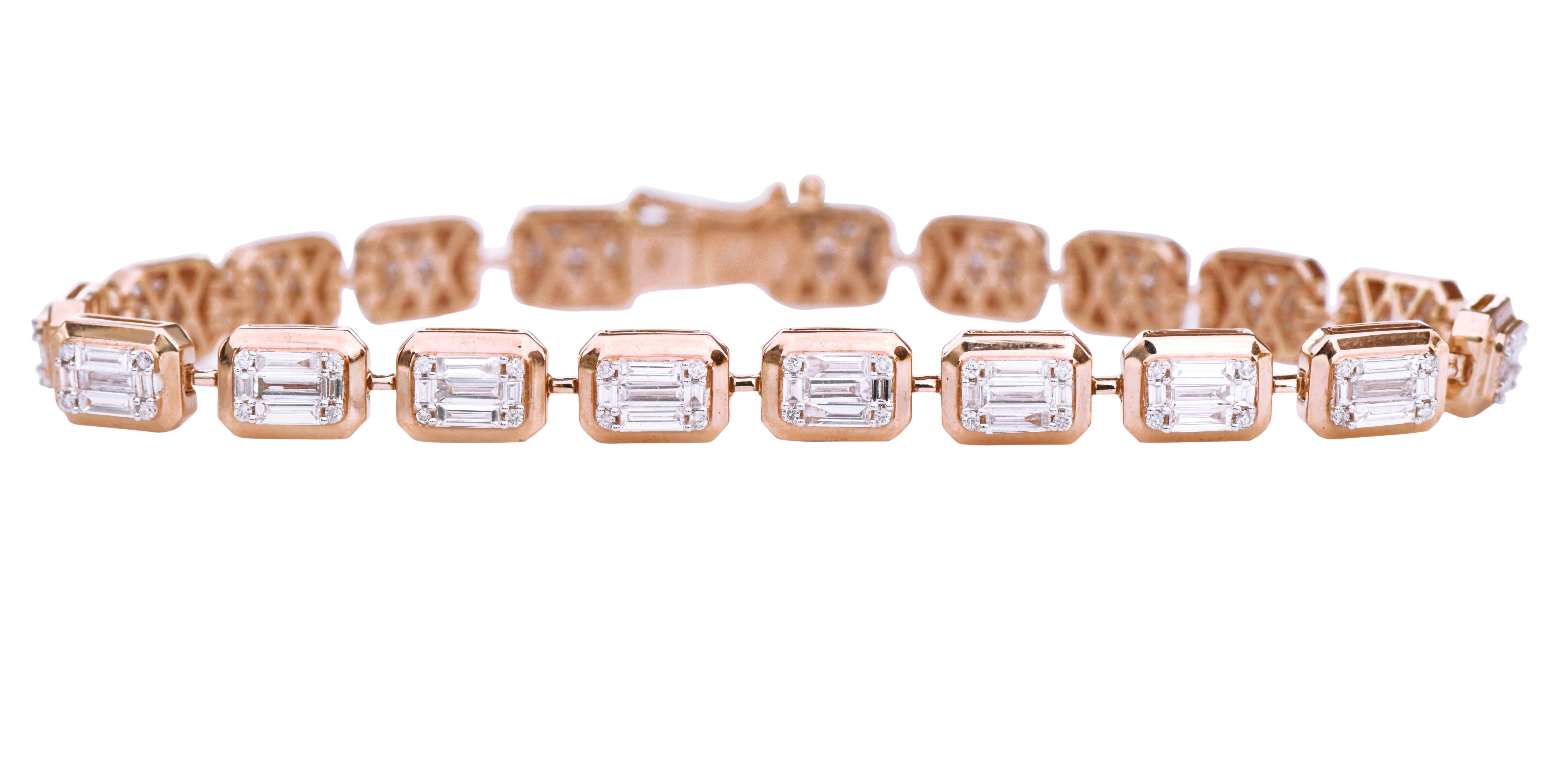 Modernes Armband aus 18 Karat Roségold mit 3,04 Karat Diamanten im Zustand „Neu“ im Angebot in Jaipur, IN