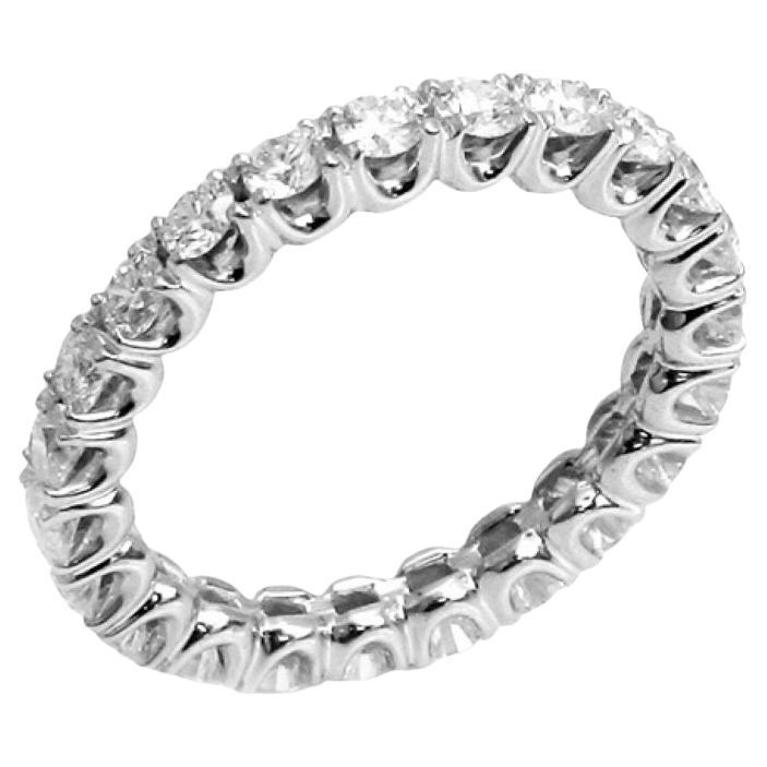Or rose 18 carats et diamants blancs Garavelli  Anneau d'éternité 
Fabriqué en Italie 
Or 18kt gr  :2,70
 ct 1,95
Disponible en taille 52,5 