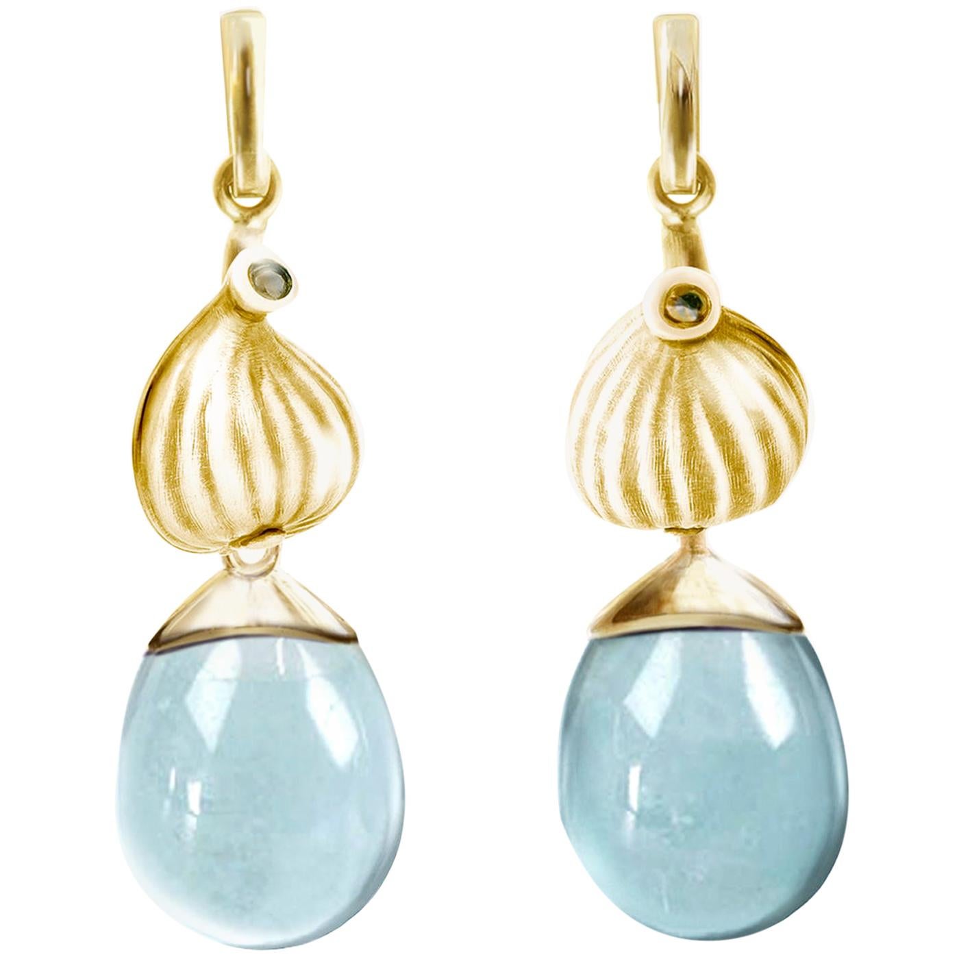 Eighteen Karat Rose Gold Aquamarine Contemporary Earrings with Diamonds For Sale 5