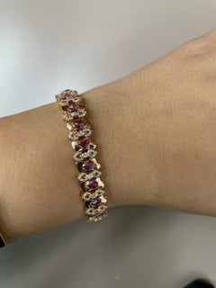 18 Karat Rose Gold Arabesque Bangle with Pink Sapphires