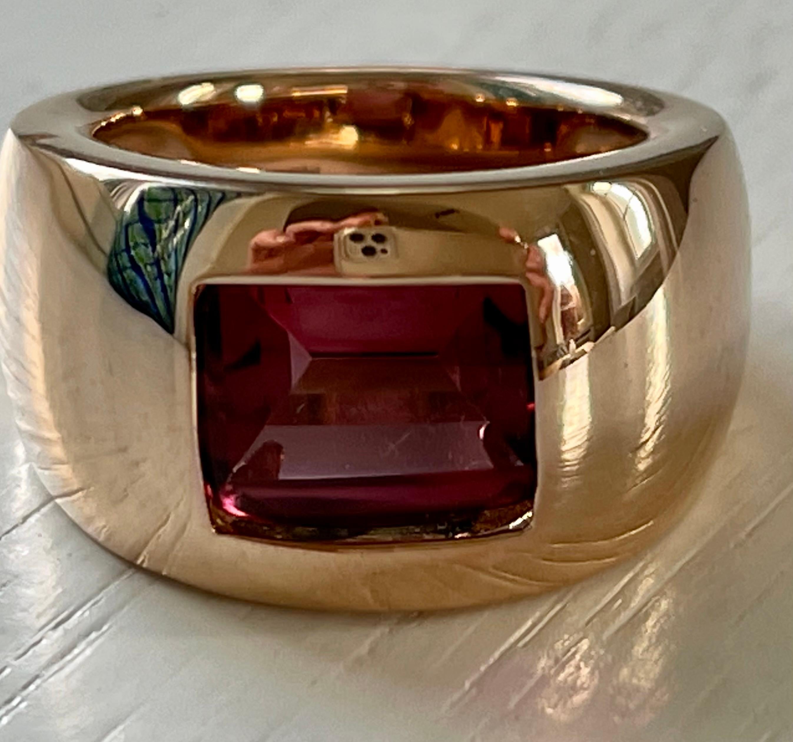 18 Karat Rose Gold Band Ring with Rectangular Dusky Pink Tourmaline For Sale 8