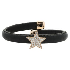 Bracelet étoile unique en or rose 18 carats, cuir noir et diamants