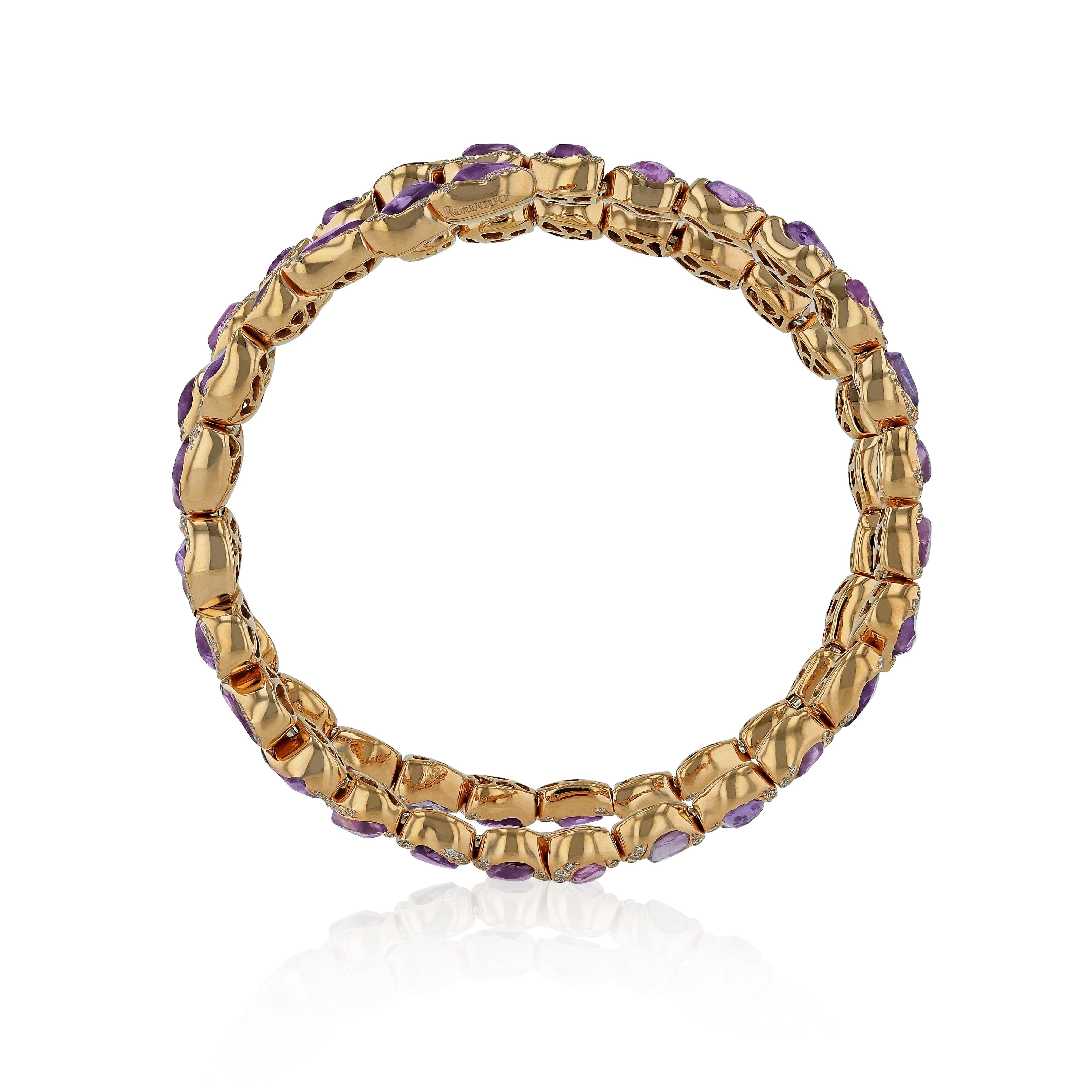 For the love of details, this bracelet is made in a very artistic way adorned by organic pink sapphires and diamonds. It combines between classical and contemporary style with its vibrant color and the natural beauty of the precious gemstones.
Worn