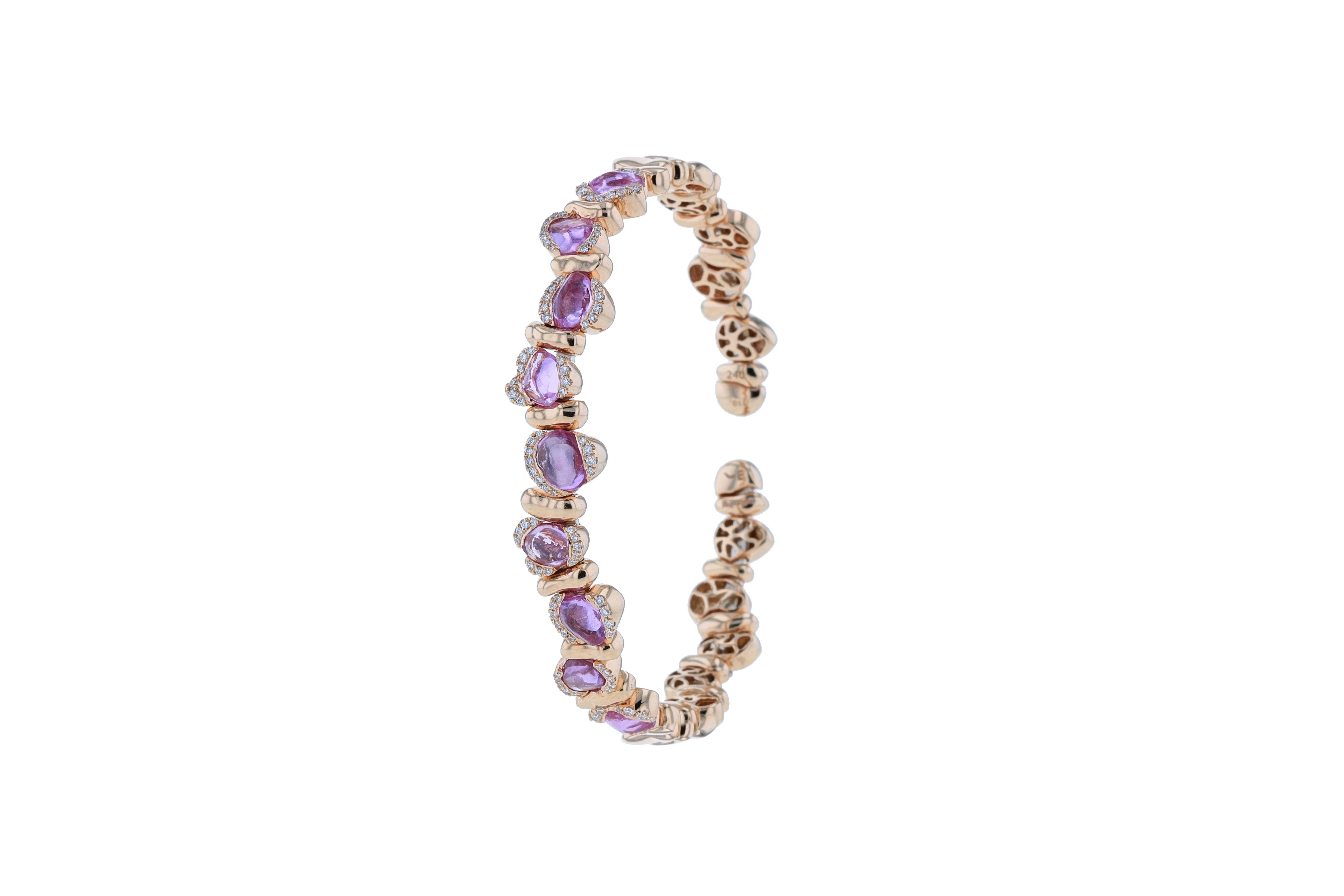 18 Karat Rose Gold Bracelet with Pink Sapphires In New Condition For Sale In Abu Dhabi, Abu Dhabi