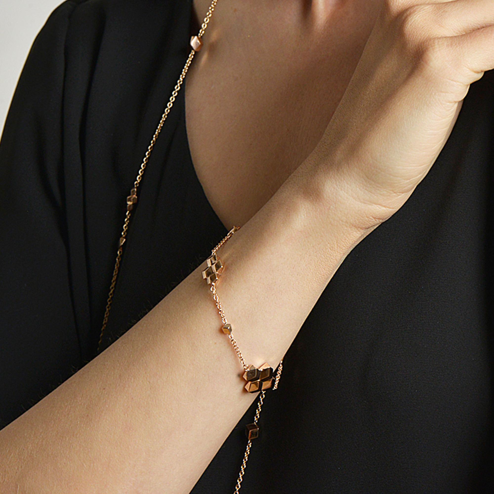 High polish 18kt rose gold Brillante® station bracelet.

Translated from a quintessential Venetian motif, the Brillante® jewelry collection combines strong jewelry design, cutting edge technology and fine engineering.

A bracelet from this iconic