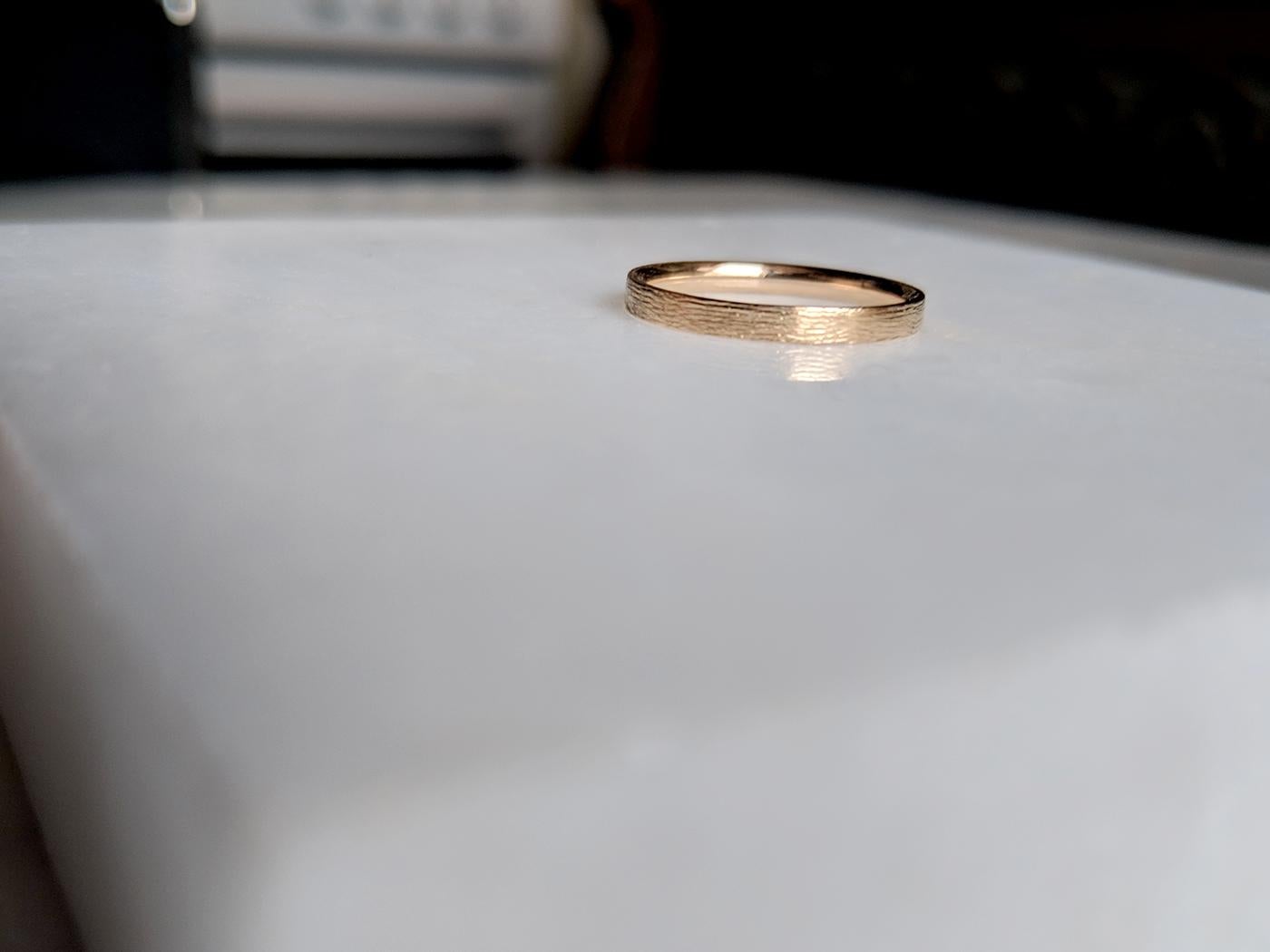 Eighteen Karat Rose Gold Brocade Texture Contemporary Wedding Ring  In New Condition For Sale In Berlin, DE