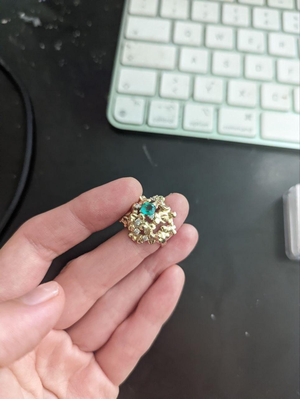 Women's or Men's Rose Gold Sculptural Brooch with Seven Diamonds and Paraiba Tourmaline For Sale