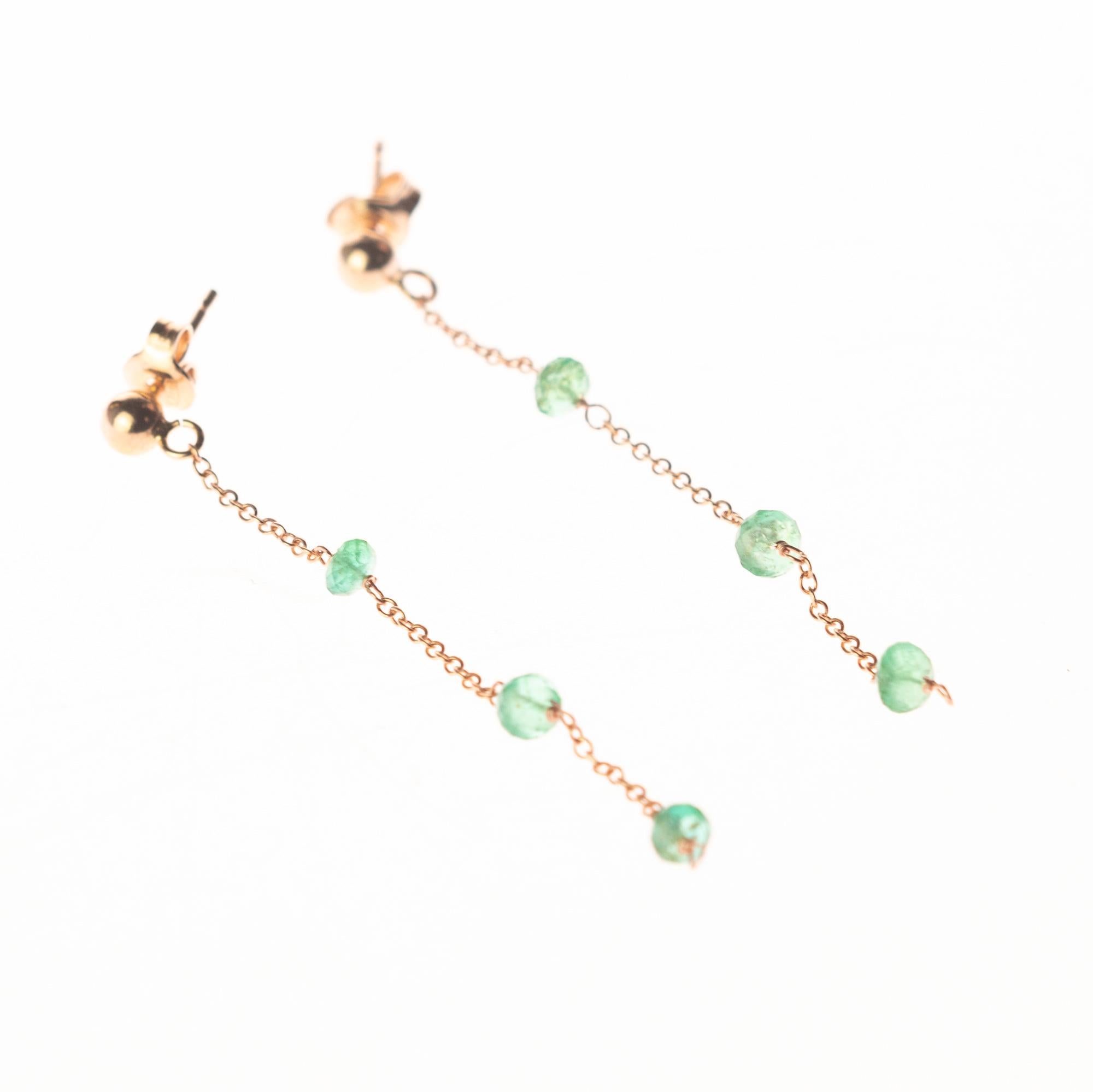 18 Karat Rose Gold Chain Emerald Rondelles Handmade Long Dangle Earrings In New Condition For Sale In Milano, IT