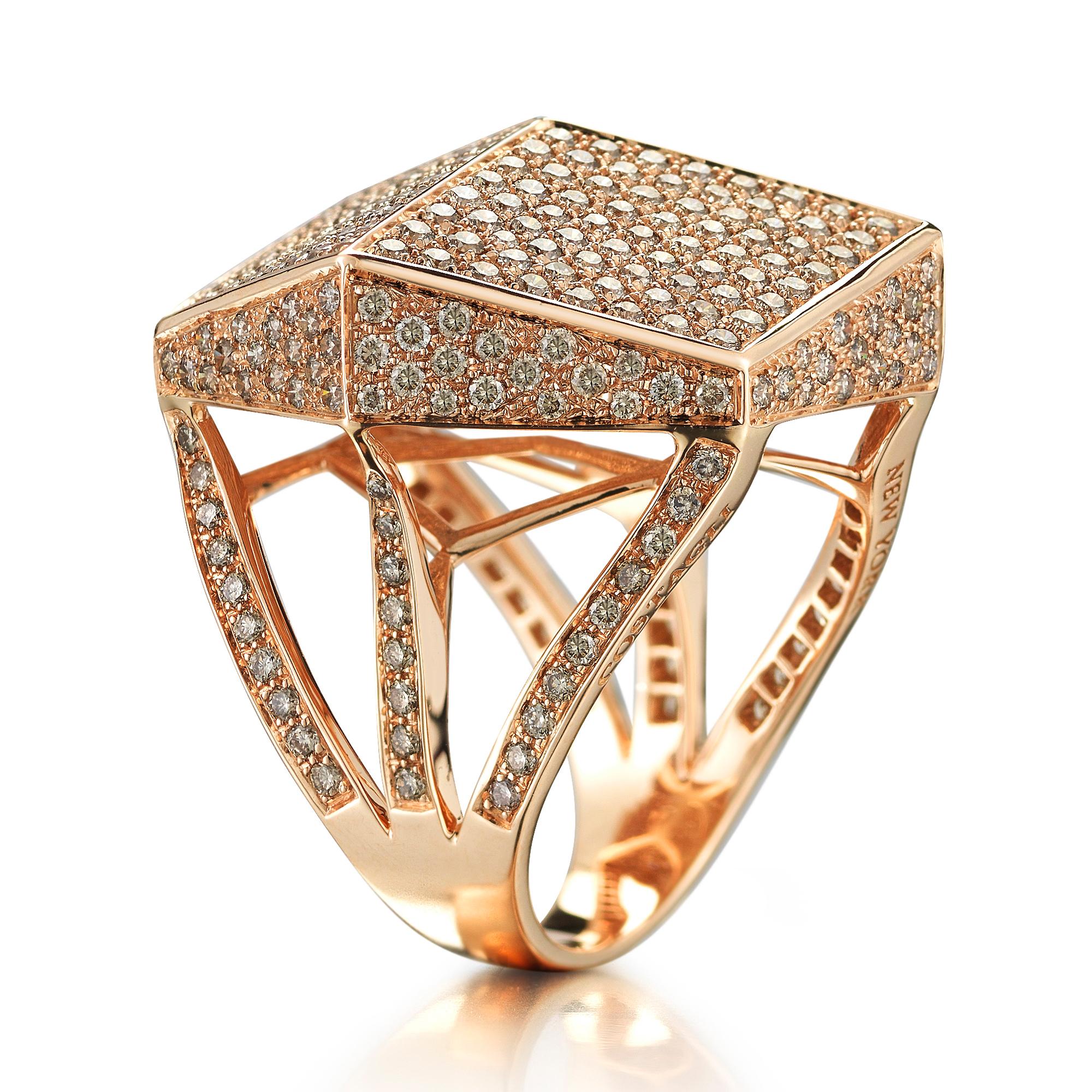 18kt rose gold Brillante® cocktail ring with pave-set champagne diamonds.

Translated from a quintessential Venetian motif, the Brillante® jewelry collection combines strong jewelry design, cutting edge technology and fine engineering.

A bracelet