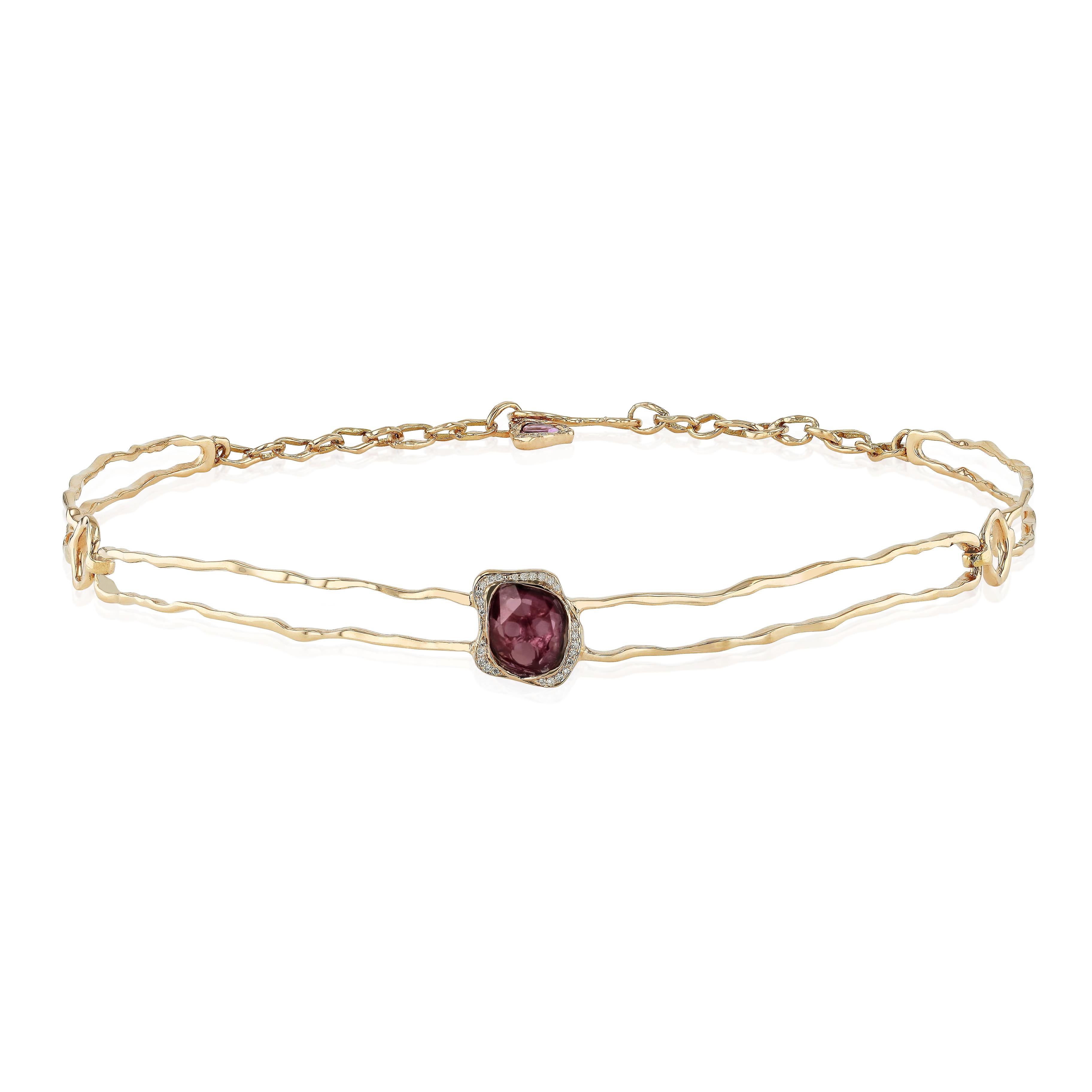 Serpentine lines are adorned with pavé white diamonds and pink sapphires appear in a very elegant way in this choker, it is designed with simplicity and passion. This choker will add a feminine touch to an everyday look. 
Diamonds (Total Carat